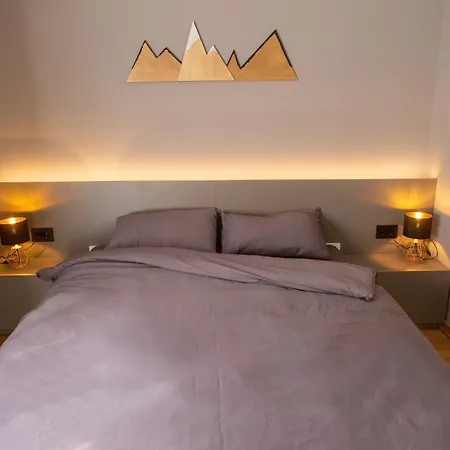 Divcigora Apartment