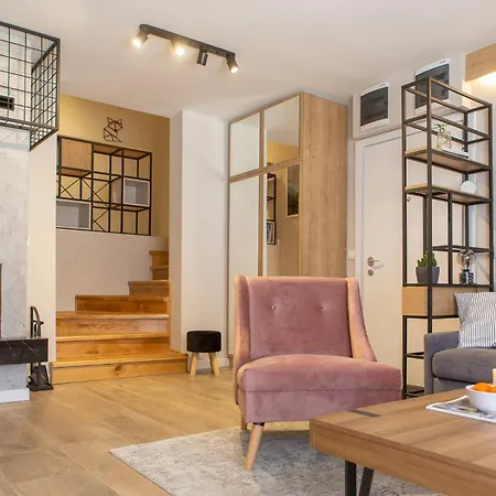 Divcigora Apartment